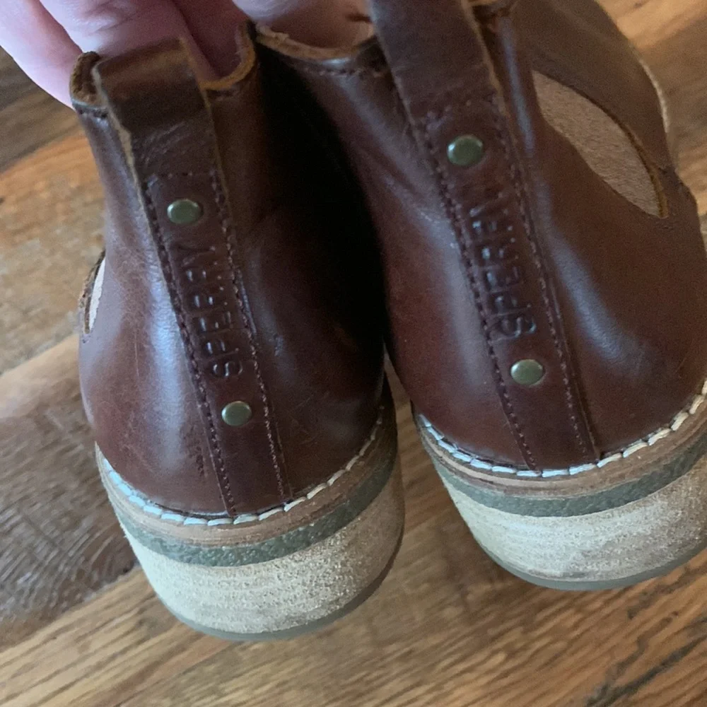 Sperry chelsea booties